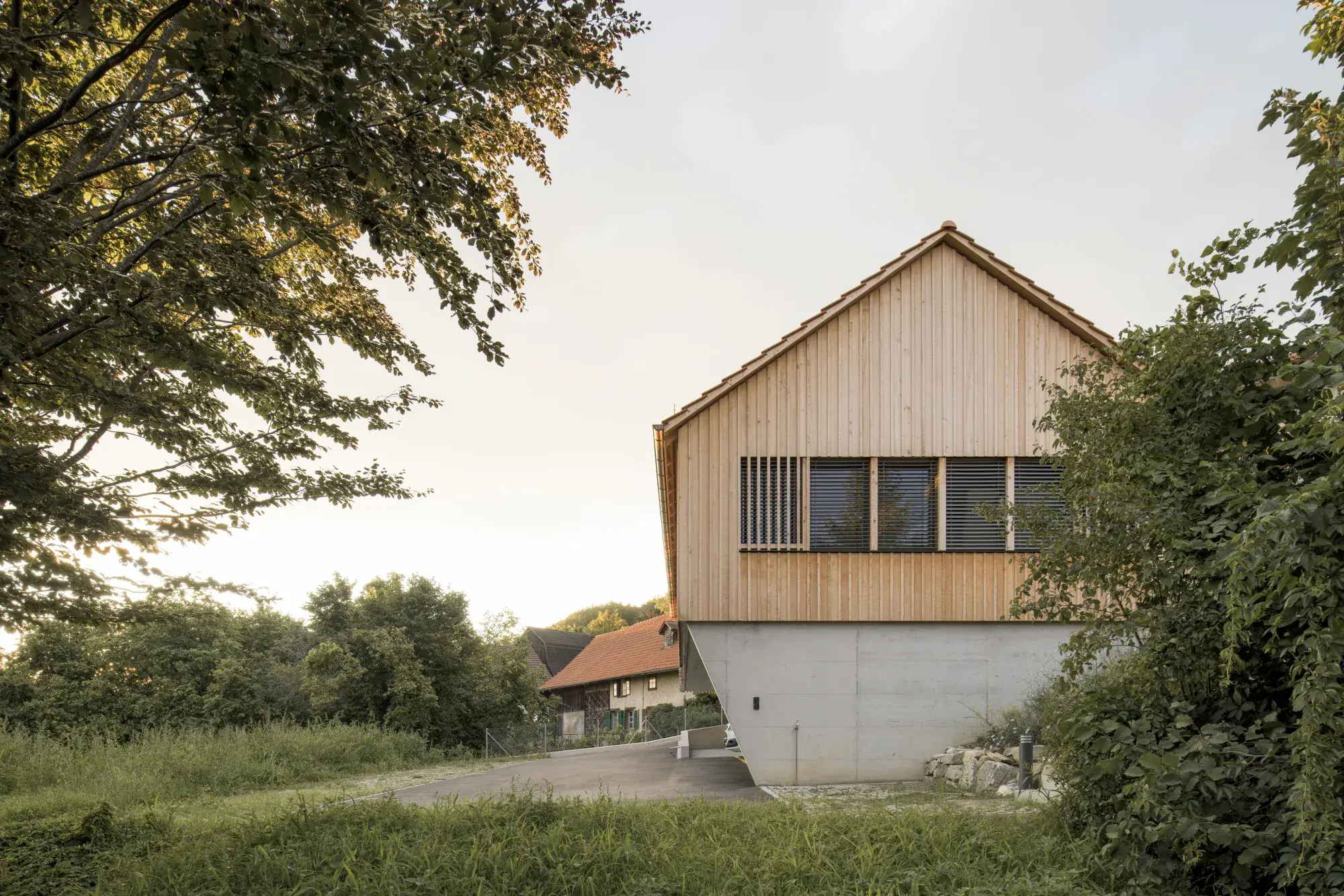 Sonne Niederneunforn – Ensemble aus Alt- und Neubau in Südhanglage